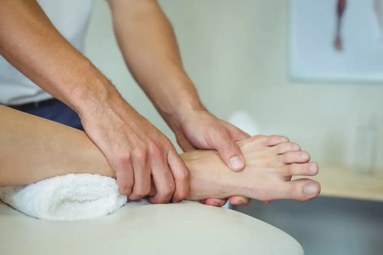 Managing Tendonitis with At-Home Physical TherapyTechniques in Florida